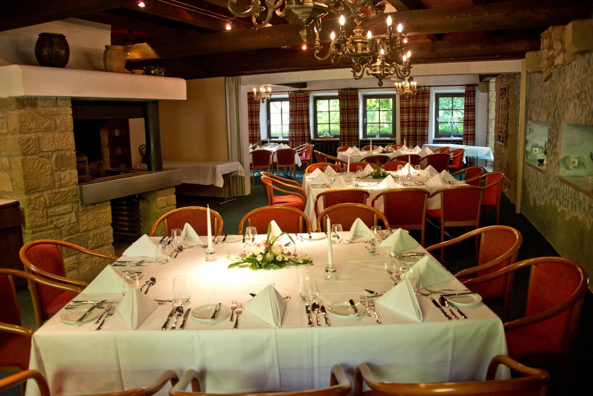 Herzogskelter Restaurant Hotel Gueglingen Exterior photo